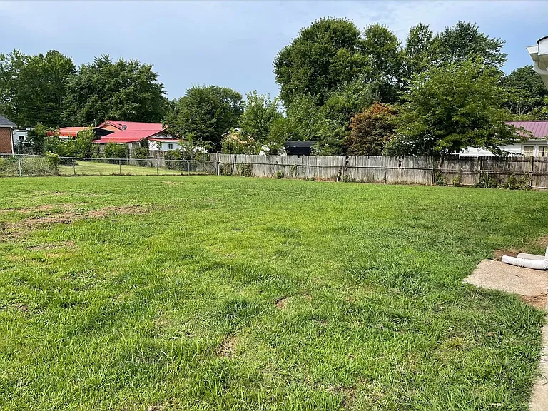 512 Kellia Dr — Photo 14