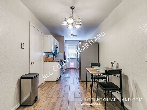 4th image of 414 English Elm Ln