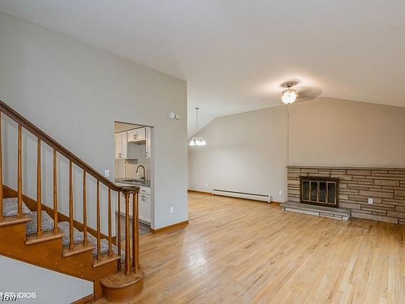 4th image of 4282 W Bend Dr