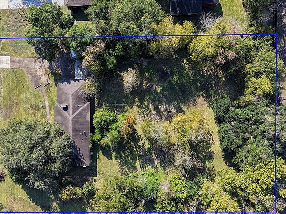 3rd image of 4413 Frontier Dr