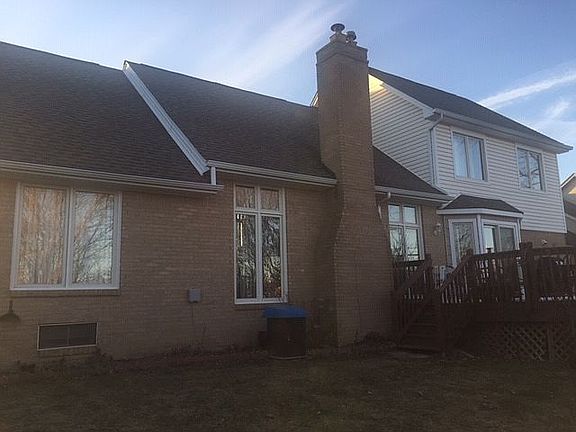 2nd image of 1679 Charlevois Dr
