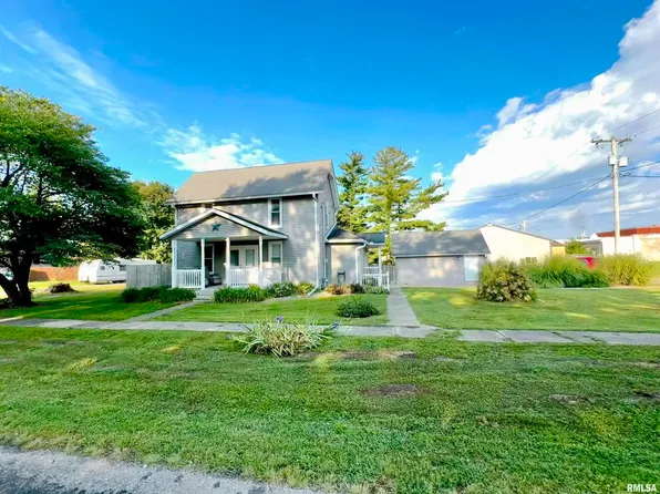 201 Walnut St, Seaton, IL 61476