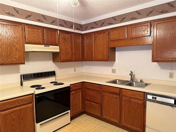 5th image of 67 Meadow Court