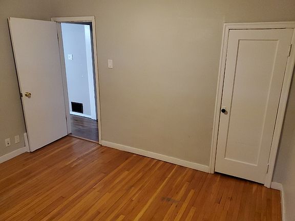 5th image of 9830 79th Ave NW