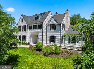 3939 52nd St NW, Washington, DC 20016