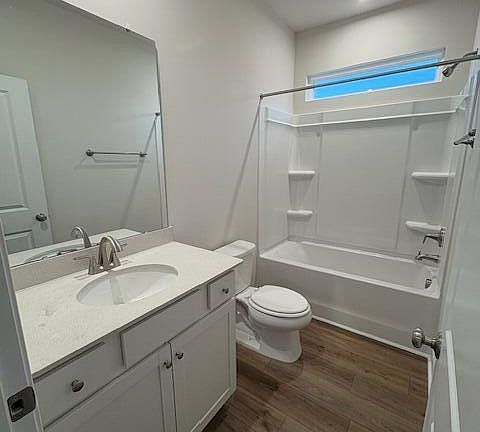 4th image of 4151 Balboa Avenue