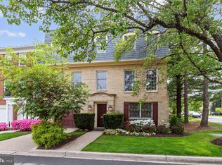 2727 Unicorn Ln NW, Washington, DC 20015