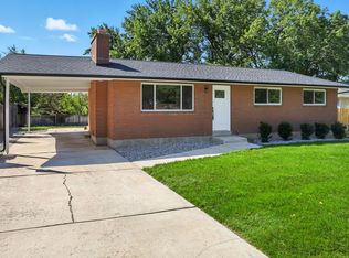 8558 S Harvard Park Dr, Sandy, UT 84094