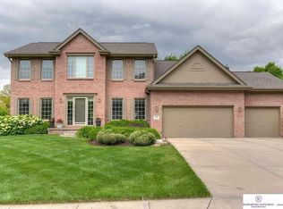 1714 S 179th St, Omaha, NE 68130