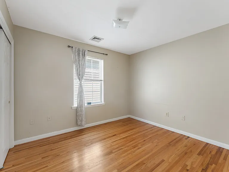 244 Clark Pl #2 — Photo 15