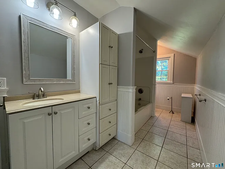 167 Huntington St — Photo 15