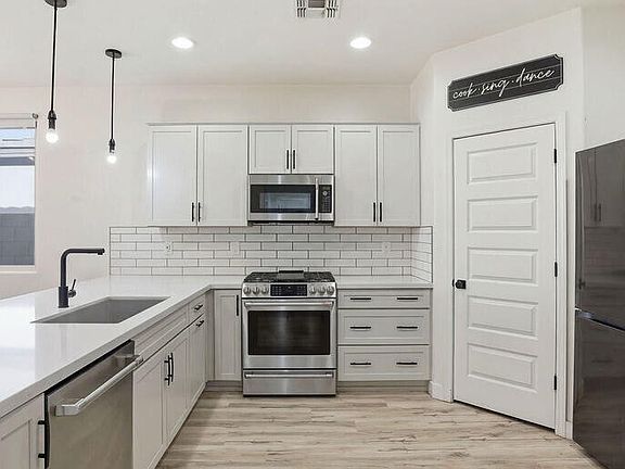 5th image of 5424 W Chuck Box Rd