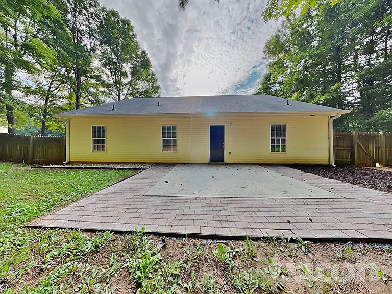 39 Lofty Pine Ln — Photo 15