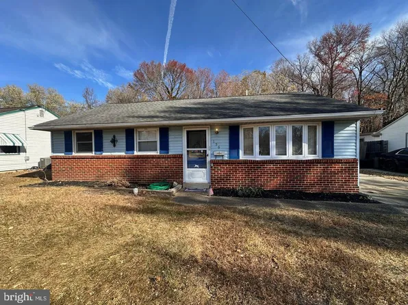 156 Riggins Blvd, Deptford, NJ 08096