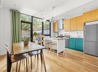 227 34th St APT 1F, Brooklyn, NY 11232