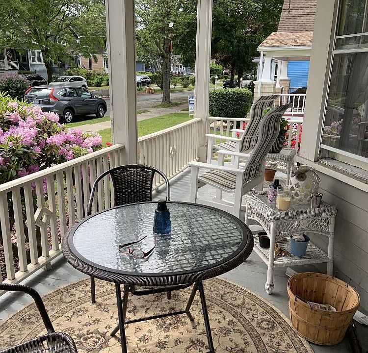 2nd image of 335 6th Ave APT 1