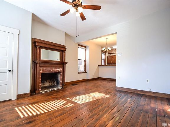 5th image of 113 Green St