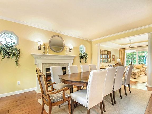 5th image of 21765 Knobcone Ct