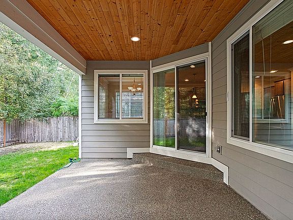 3rd image of 19618 90th Avenue Ct E