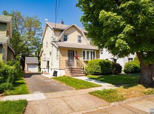 91 Oak St, Teaneck, NJ 07666