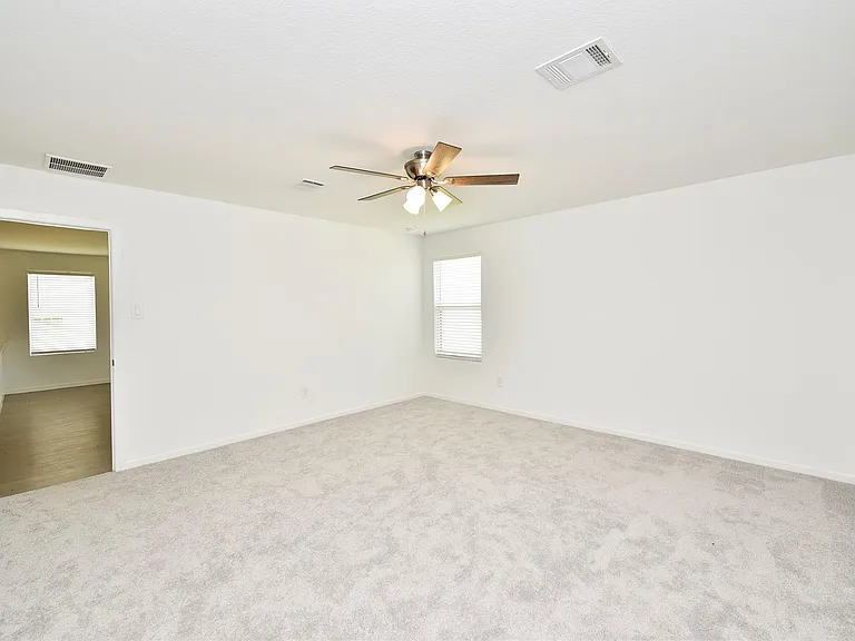 10218 Prairie Dunes Ln — Photo 17