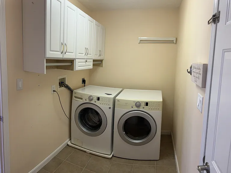 6631 Lovell Ct — Photo 30