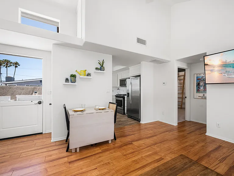 117 Marine Ave #B — Photo 13