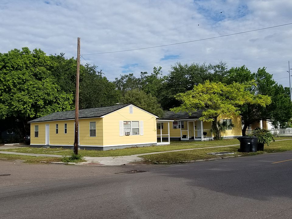 2nd image of 1139 1/2 40th St S