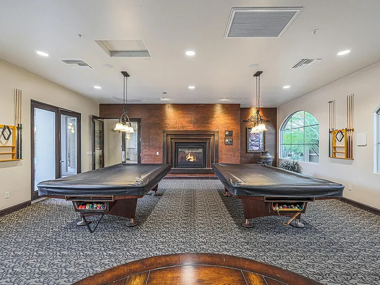 Building's Lounge