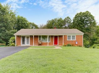3829 River Ridge Rd, Appomattox, VA 24522