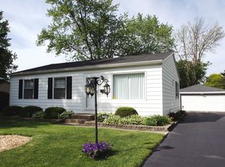 7644 Catalpa Ave, Woodridge, IL