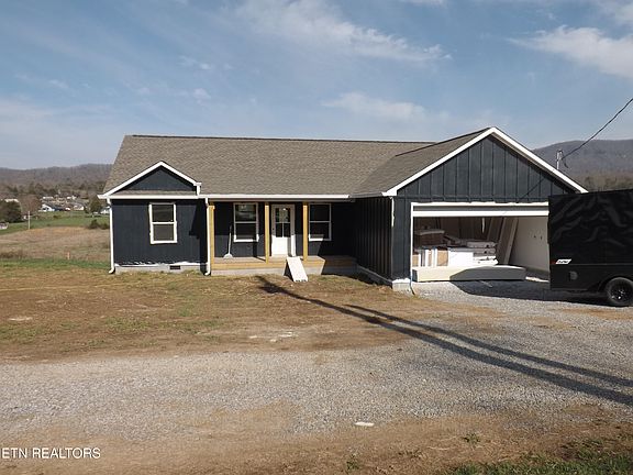 2nd image of 955 Shawanee Rd