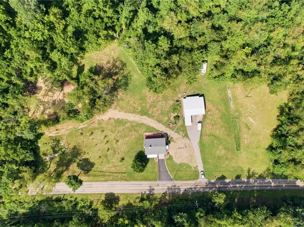 661 Pinkerton Run Rd, Oakdale, PA 15071