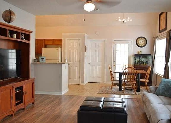 2nd image of 7886 Autumn Creek Dr