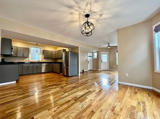 16 Melbourne St #1, Boston, MA 02124