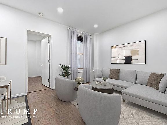 4th image of 100 Central Park S APT 7E