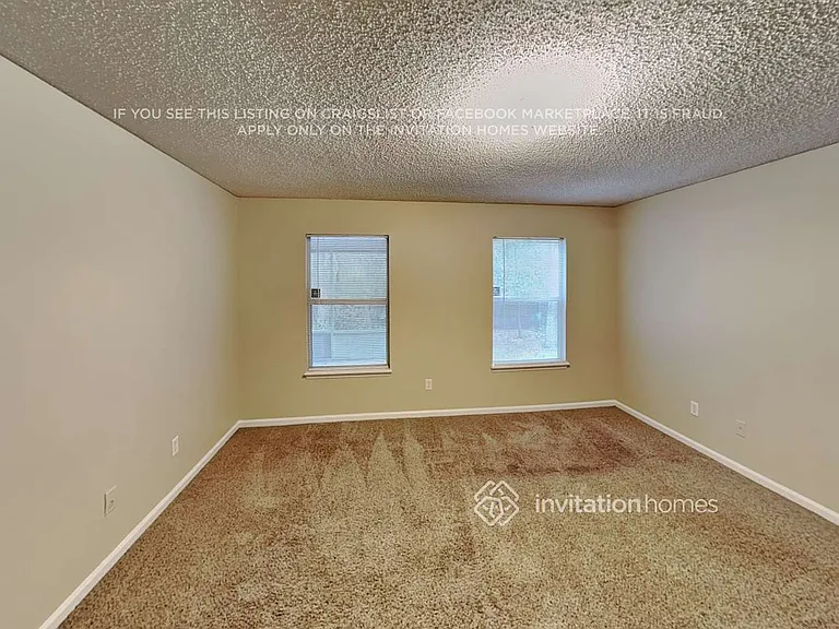 13581 Ashford Wood Ct E — Photo 12