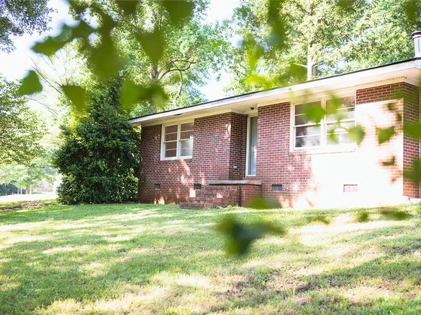 209 Cleveland Pike Rd, Westminster, SC 29693