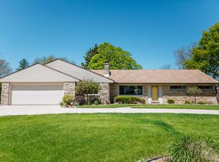1545 Mierow Ln, Brookfield, WI 53045