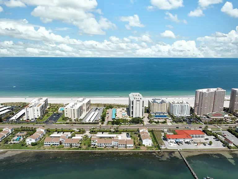 1401 Gulf Blvd #206 — Photo 12