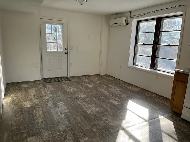 1046 S Maguire Ter #A — Photo 8