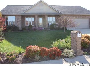 1261 Quail Ridge Ct, Shiloh, IL 62221