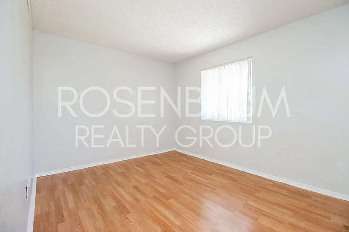 1050 W University Dr #201 — Photo 12