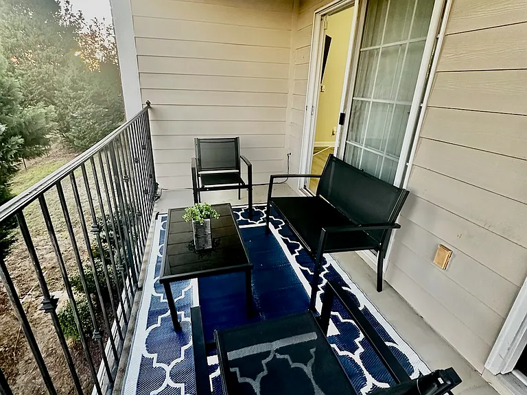 1710 Renwick Dr #204 — Photo 47