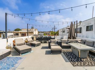 113 Monterey Blvd #B, Hermosa Beach, CA 90254