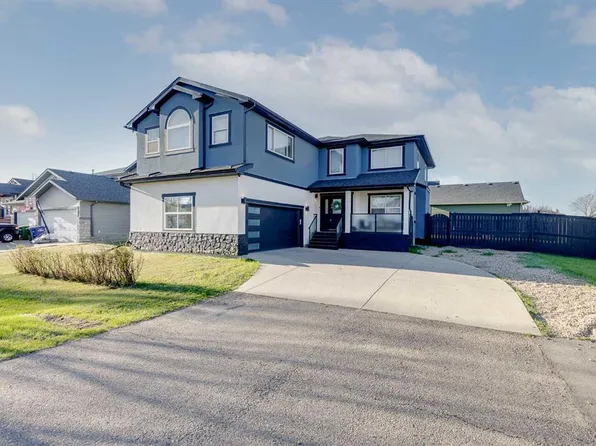 80 N Canoe Sq SW, Airdrie, AB T4B 2N6