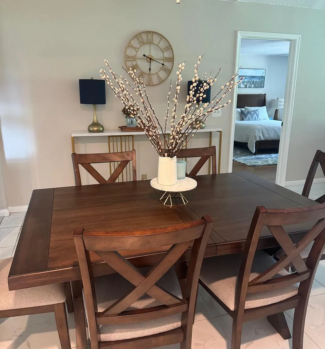 2 bed, 2.0 bath, 1812 sqft, $5,000 — Photo 3