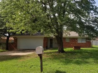 9109 NE 3rd St, Midwest City, OK 73130