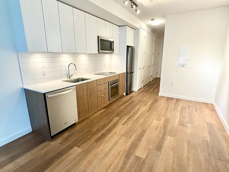 303 E Pender St — Photo 13