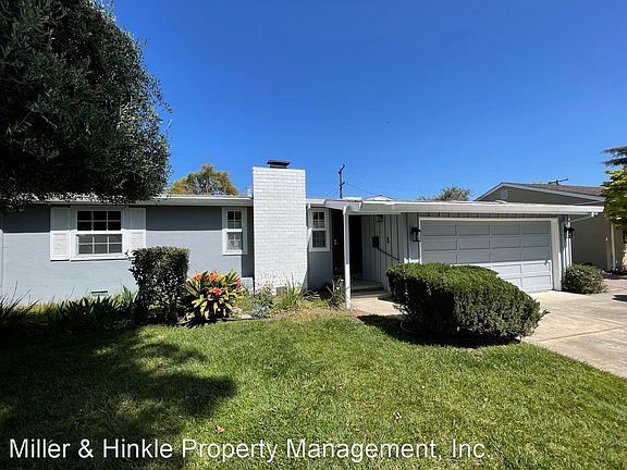 3rd image of 2335 Walnut Grove Ave